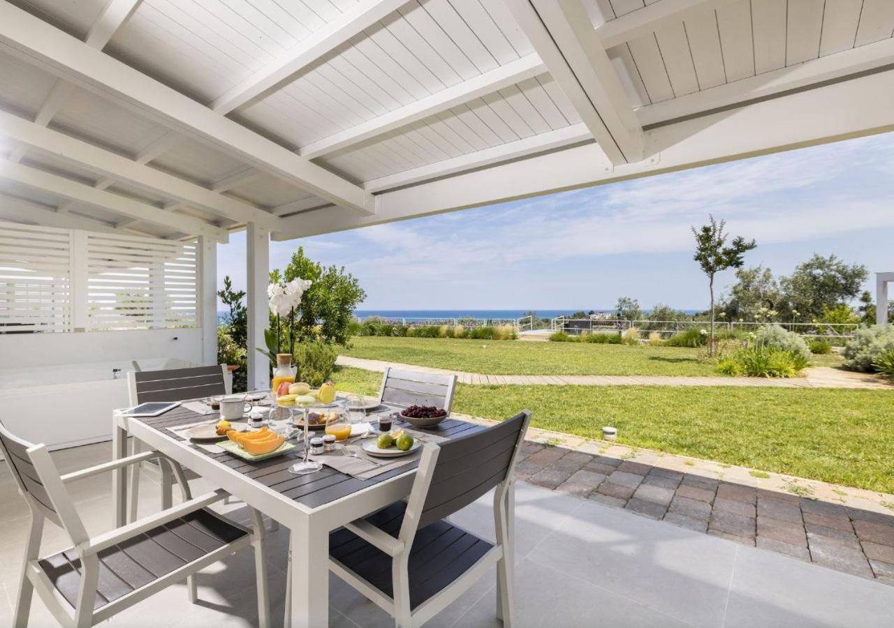 Апартаменты Coppa Carrubo Residenza Вьесте Экстерьер фото