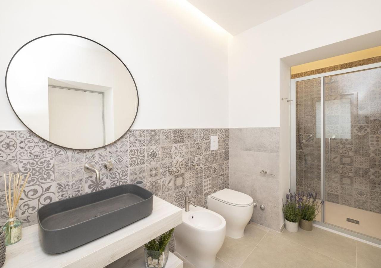 Апартаменты Coppa Carrubo Residenza Вьесте Экстерьер фото