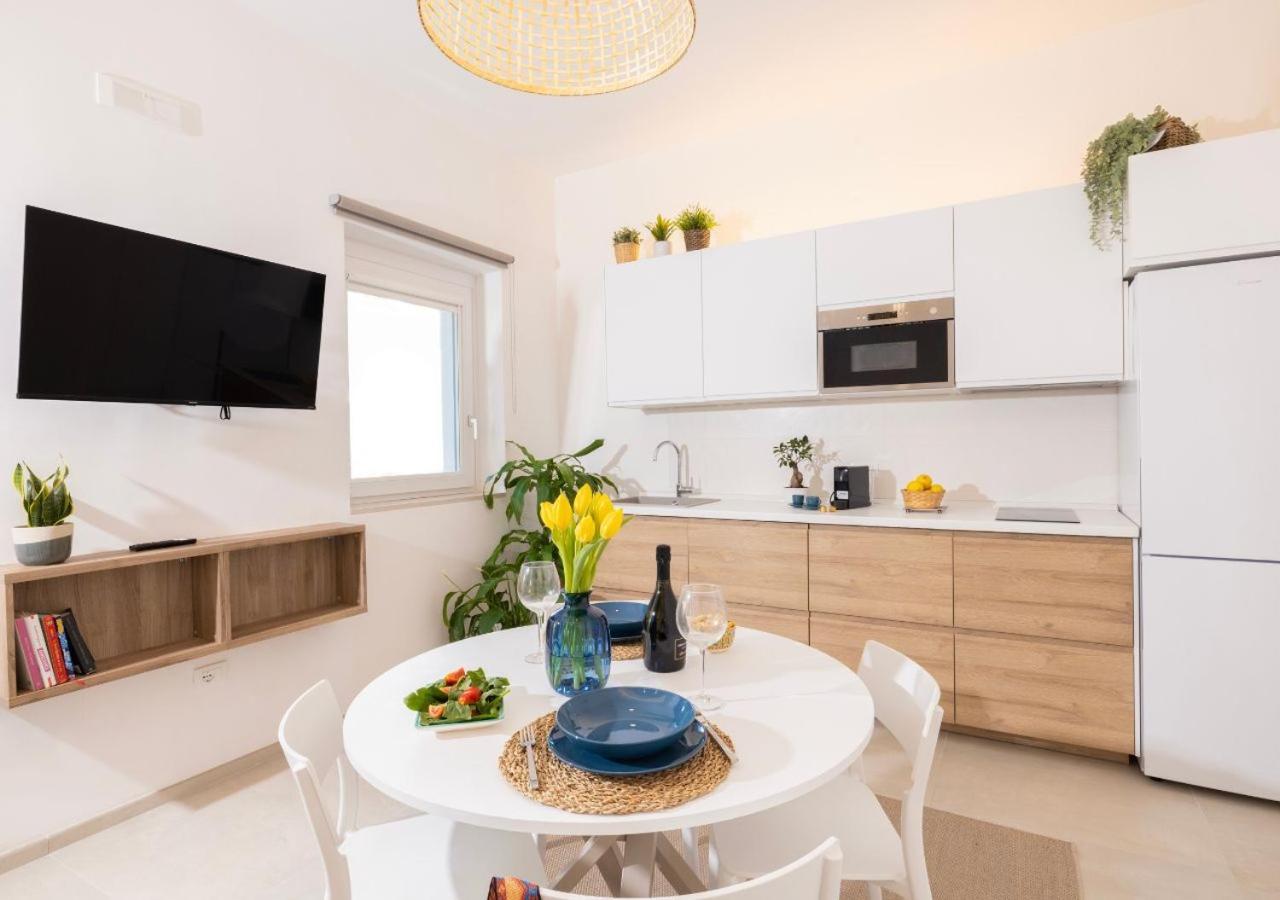 Апартаменты Coppa Carrubo Residenza Вьесте Экстерьер фото