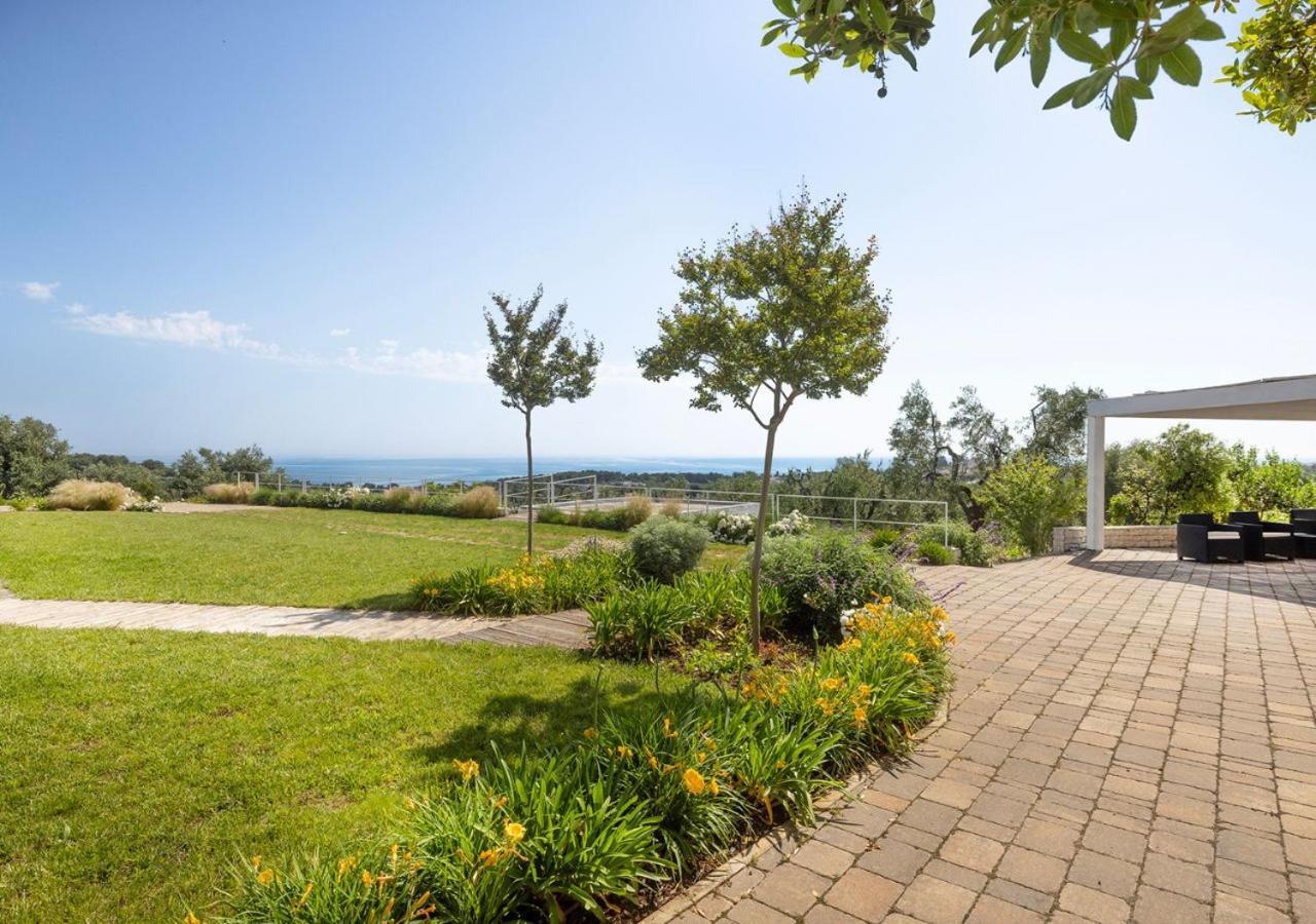 Апартаменты Coppa Carrubo Residenza Вьесте Экстерьер фото